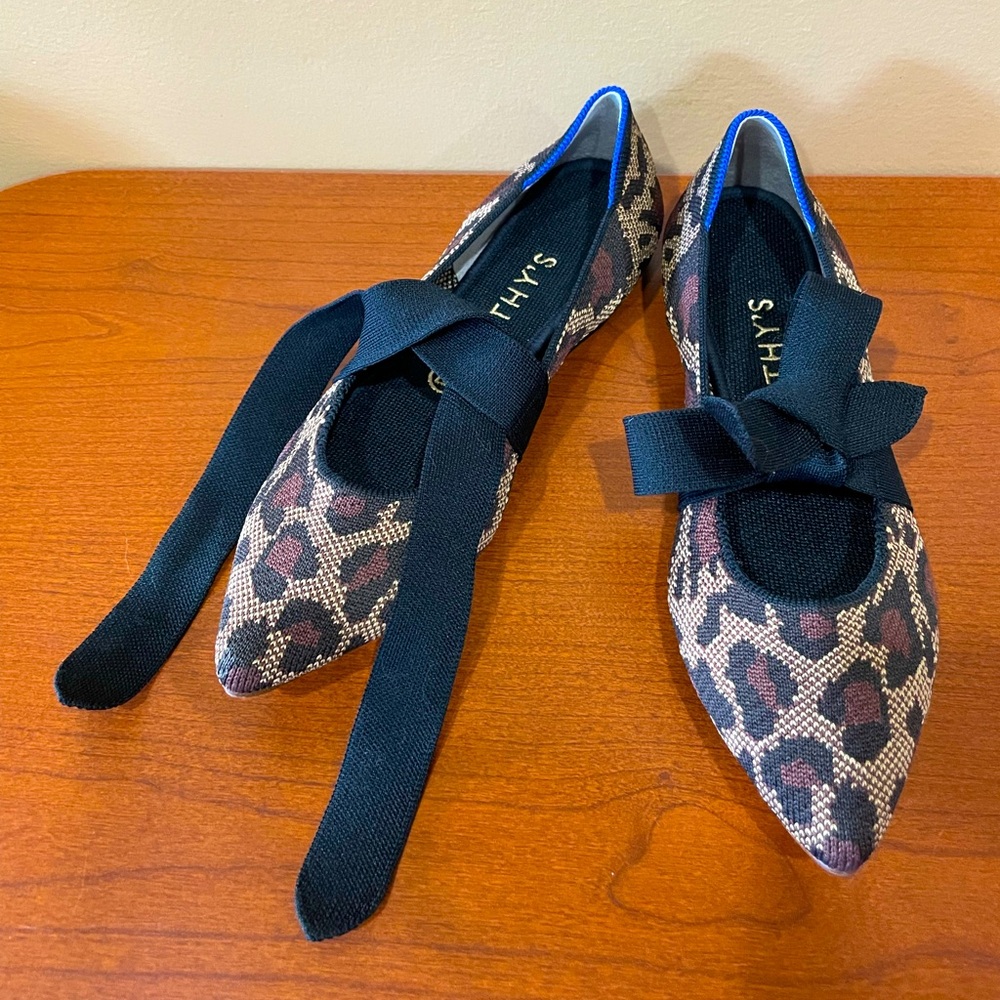 Rothy’s Mary Jane Leopard Point